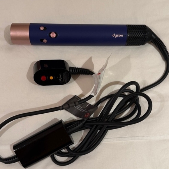 Dyson Airwrap Complete Long Special Gift Edition - Picture 10 of 15